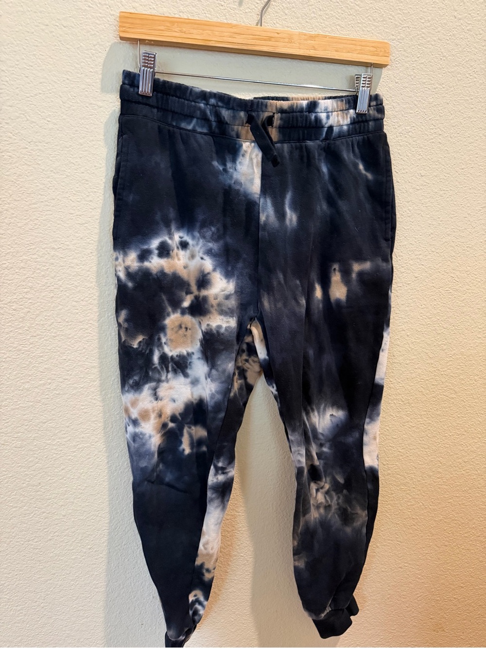 H&M Black, White & Tan Tie-Dye Jogger Sweatpants